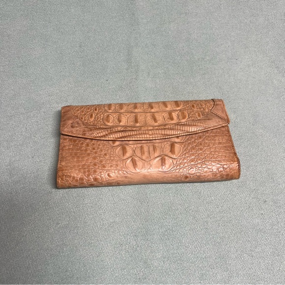 Brahmin Tan Crocodile Embossed leather checkbook wallet Clutch large - Picture 2 of 9